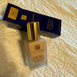 Estée Lauder 2N1 Double Wear Desert Beige Stay-In-Place Makeup